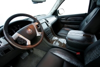 2011-cadillac-escalade_13-custom