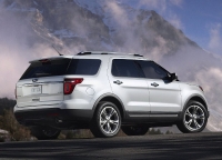 Ford-Explorer_2011_4 1200