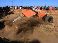 אצל עידו כהן בחצר. מירוץ ראשון בליגה חדשה General Tire Challenge 2014. צילום: רמי גלבוע