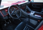 למבורגיני LM002 במכירה פומבית. 444 כ"ס ממנוע V12, רק 301 יוצרו והאקזמפלאר הנ"ל משנת 1989. יד שני עם 30 אלף קילומטרים. המחיר עשוי להגיע ל-225 אלפי דולרים. צילום: RMAUCTIONS