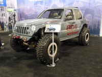 תערוכת שיפורי הרכב ואבזרי הרכב SEMA2013. מטורפת וצבעונית יותר מתמיד. אומנות, מכונאות והמון כוחות סוס בתערוכת שיפורי הרכב החשובה בעולם. צילום: באדיבות אאוטבק טכנולוגיות