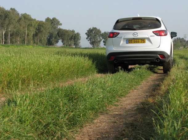 מאזדה CX-5. קונספט "סקאיאקטיב" יופיע גם בדגם הקטן יותר: מאזדה CX-3 אשר יתבסס עם המאזדה 2 הבאה. צילום: רוני נאק