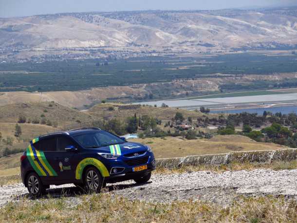 טיול שטח מנהריים לשרונה עם יונדאי IX35. על הכביש הישן והתלול שמטפס מקיבוץ גשר. צילום: רוני נאק