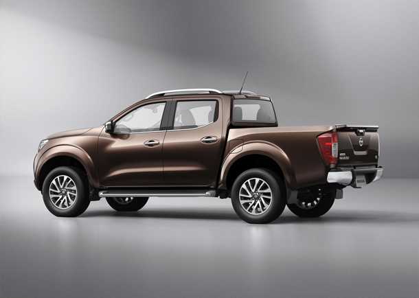 ניסאן NAVARA מודל 2015. מעוצב יותר, מאובזר יותר ועם יותר ביצועים זה מה שמבטיחה ניסאן בחשיפה העולמית של הטנדר החדש. צילום: NISSAN