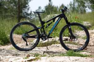 מבחן אופניים corratec 10Hz. מהונדס בגרמניה, מיוצר בטיוון, משווק בישראל. אופני AM עם טכנולוגית מתלה ייחודית שגם עובדת! צילום: תומר פדר