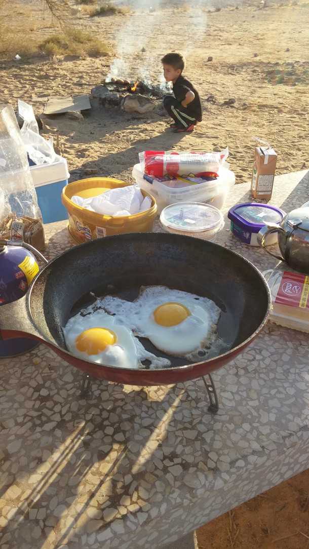 יצאנו לערבה עם לנד רובר דיסקברי ספורט. היה כיף! אני חושב...צילום: רוני נאק