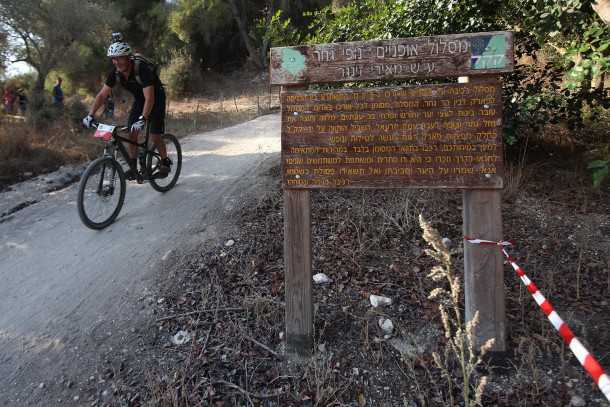 מבחן אופניים ברגמונט קונטרייל 8.0. סבלנו בכיף את היום האחרון של האפיק. כן גם את זה האופניים האלו יכולים לעשות מבלי לקרוע אותך. צילום: רונן טופלברג