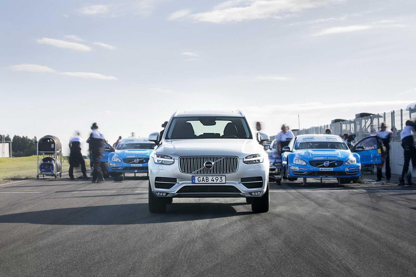 גרסת POLESTAR של וולוו XC90 מוסיפה כוח וביצועים ל-SUV דינאמי בכל מקרה. חם על הגרסאות החמות מ-AMG, M ובקרוב S של אודי. צילום: וולוו