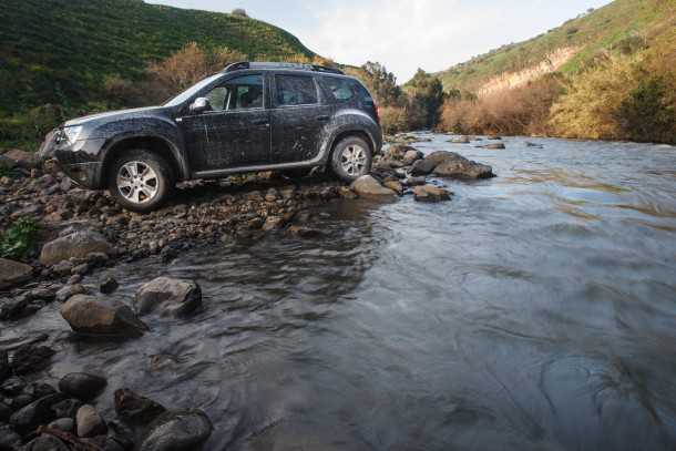 דאצ'יה דאסטר 4X4 בנזין. האם זה הרכב שיחזיר את השטח למטיילים? צילום: נועם עופרן