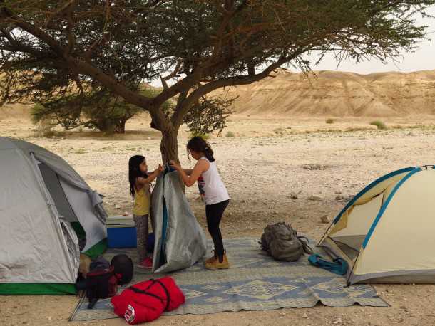 לצאת לשטח עם הילדים. איך שורדים את זה? צילום: רוני נאק