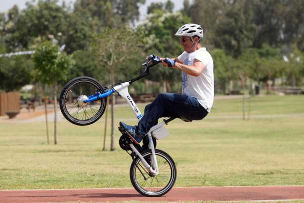 מבחן אופניים חשמליים דיאוולו. קונספט נהדר, עיצוב מינימאליסטי וביצועים טובים. המחיר מעט גבוה וממקם את האופניים האלו בנישה ייחודית. צילום: פז בר