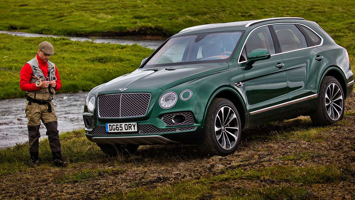 bentley bentayaga fly fishing - הדגים לא כלולים. צילום: בנטלי