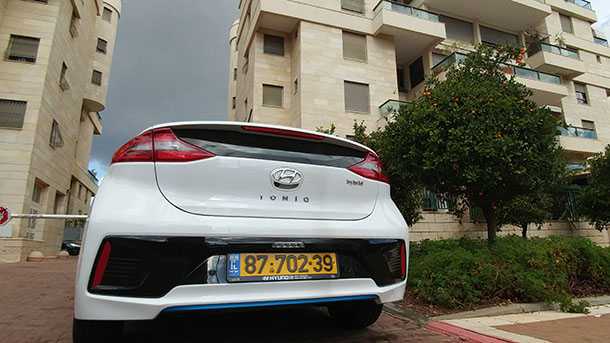 מבחן דרכים ועוד הגיגים על יונדאי איוניק. IONIQ. חלום בורגני? צילום: רוני נאק