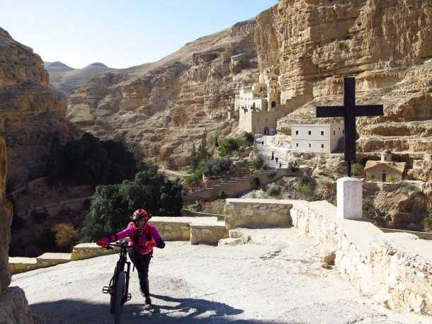 מסלול טיול אופניים ואדי קלט. צילומים: כרמית, אבי, רוני