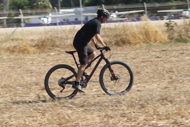 מבחן אופניים BH lynx race - אופני מרתון עם גיאומטריה מודרנית, איבזור מצויין ופוטנציאל מהירות גבוה. צילום: פז בר