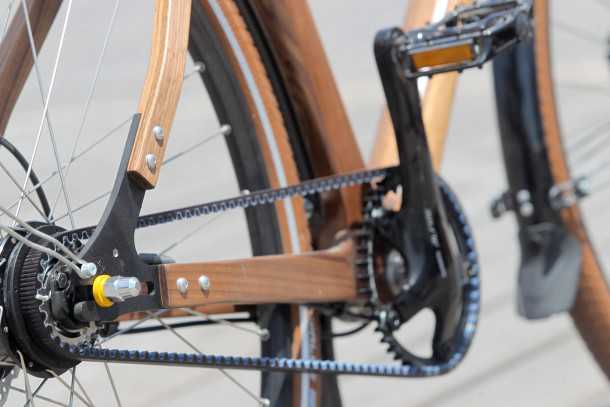 materia אופניים עם שלדת עץ מרהיבה ומחיר בהתאם. צילום: פז בר