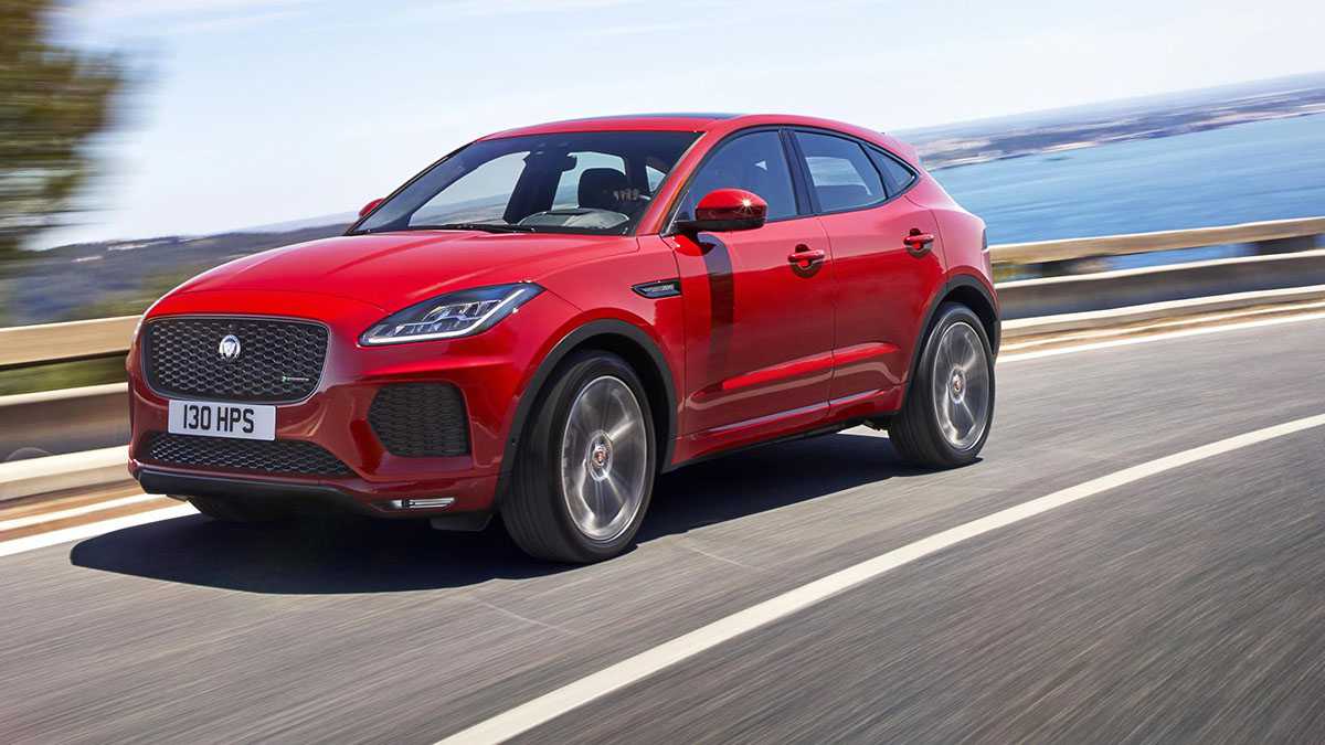 כמעט 300 כוחות סוס לרכב הפנאי הקטן של יגואר E PACE. יגיע לישראל בתחילת 2018. צילום: יגואר