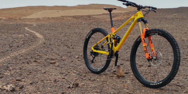 מבחן אופניים מונדרקר פוקסי RR - מכונה אנדורו ממוקדת והייטקיסטית. המחיר: 30 אש"ח. צילום: רוני נאק
