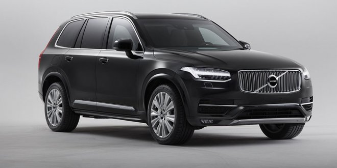 Volvo XC90 Armoured - וולוו מציגה גרסה ממוגנת ירי ומטענים של וולוו XC90 לא היברידי. המשקל 4.5 טונות המחיר קרוב ל-200 אלף אירו. צילום: וולוו