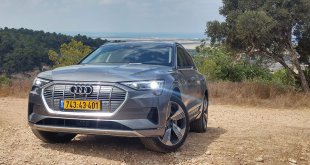 מבחן דרכים אאודי ETRON - חוויה חשמלית ומפגש ראשון עם חרדת טווח. צילום: רוני נאק