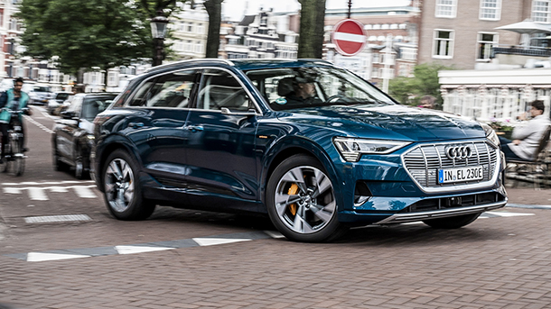 חביבת העשירון - אאודי ETRON קובעת את הטון בקבוצת הפרימיום. צילום: אאודי